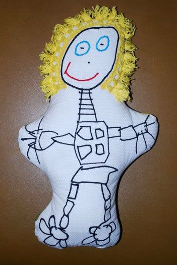 手工制作儿童画作毛绒枕头教程-第12张图片-趣作屋 手工制作儿童画作毛绒枕头教程-第12张图片-趣作屋