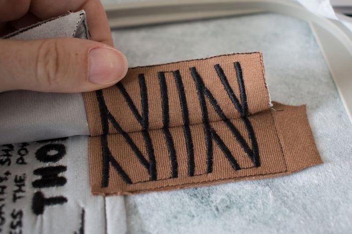 新手妈妈必看:安全Mjölnir毛绒玩具手工制作教程-第32张图片-趣作屋 新手妈妈必看:安全Mjölnir毛绒玩具手工制作教程-第32张图片-趣作屋