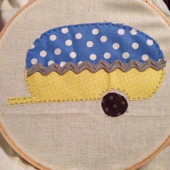 零基础刺绣指南:如何制作复古露营车布艺作品-第10张图片-趣作屋 零基础刺绣指南:如何制作复古露营车布艺作品-第10张图片-趣作屋