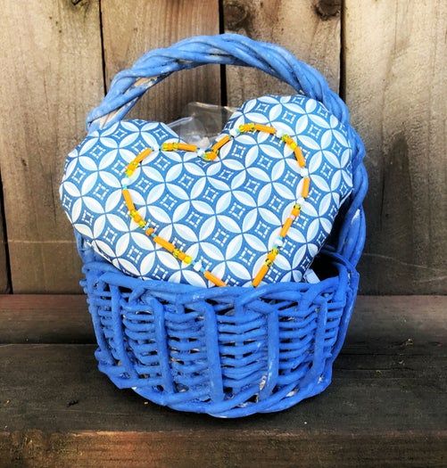 DIY刺绣心形靠垫手工教程:附图案下载与详细步骤-第2张图片-趣作屋 DIY刺绣心形靠垫手工教程:附图案下载与详细步骤-第2张图片-趣作屋