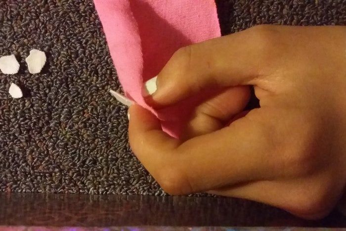 手工缝制小枕头教程:简单10步打造个性靠枕-第17张图片-趣作屋 手工缝制小枕头教程:简单10步打造个性靠枕-第17张图片-趣作屋