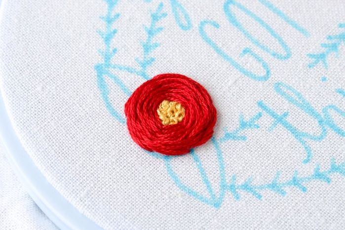 带法式结刺绣花朵制作教程-第13张图片-趣作屋