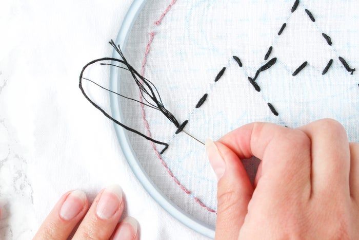 免费山景刺绣针法教程:掌握8种基础刺绣技巧-第29张图片-趣作屋 免费山景刺绣针法教程:掌握8种基础刺绣技巧-第29张图片-趣作屋