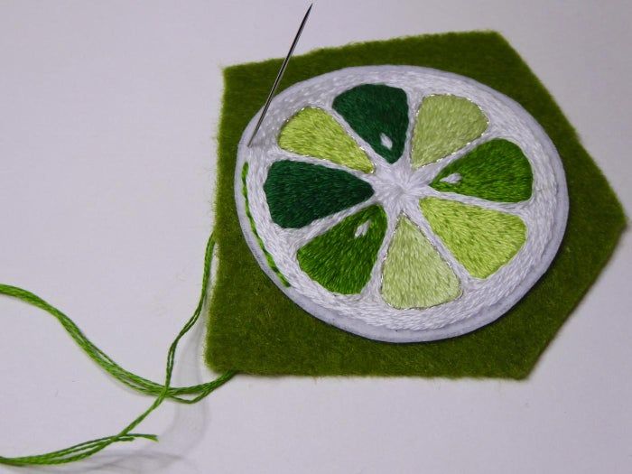 无需绣框完成线画刺绣的详细教程-第17张图片-趣作屋