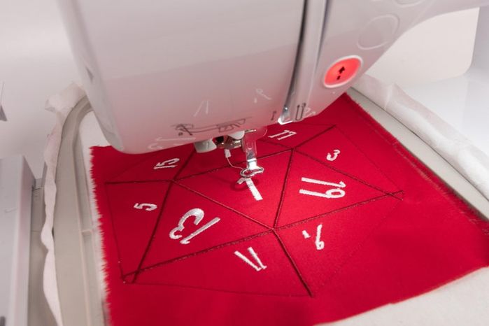 DIY D20骰子造型笔袋教程 - 刺绣机制作指南-第8张图片-趣作屋 DIY D20骰子造型笔袋教程 - 刺绣机制作指南-第8张图片-趣作屋