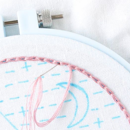 免费山景刺绣针法教程:掌握8种基础刺绣技巧-第19张图片-趣作屋 免费山景刺绣针法教程:掌握8种基础刺绣技巧-第19张图片-趣作屋