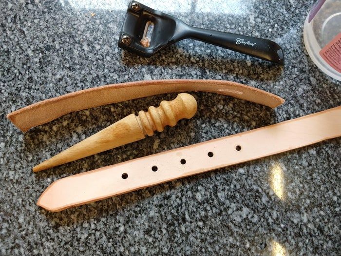 DIY手工伞绳皮革腰带制作教程-第26张图片-趣作屋