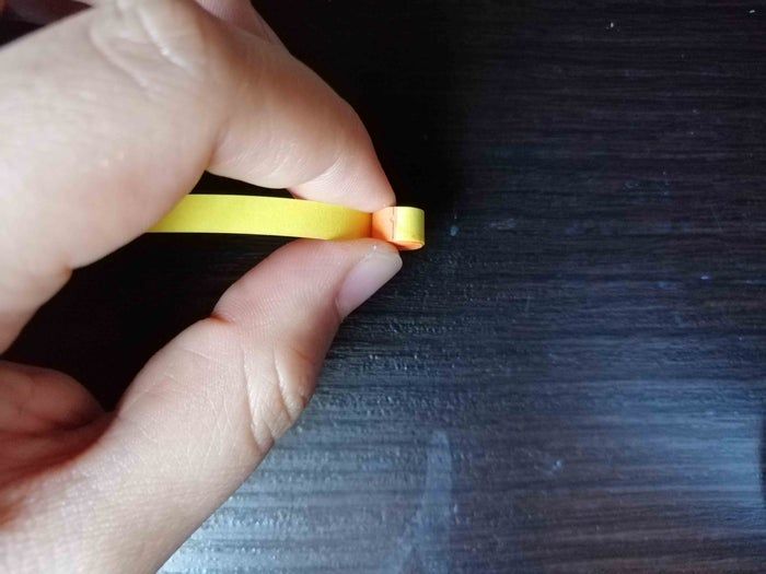 家庭手工制作美丽镂空面具教程-第25张图片-趣作屋