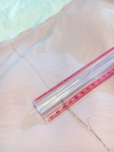 简单几步教你自制褶皱绑带上衣-第6张图片-趣作屋