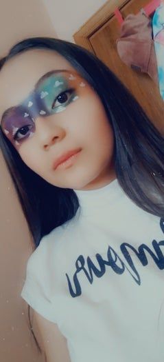 彩虹妆容教程：独特艺术妆容打造指南-第8张图片-趣作屋