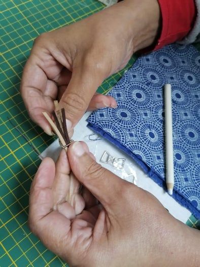 旧鞋焕新指南：低成本DIY改造教程-第19张图片-趣作屋