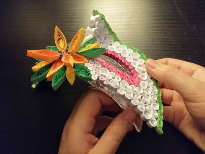 家庭手工制作美丽镂空面具教程-第30张图片-趣作屋