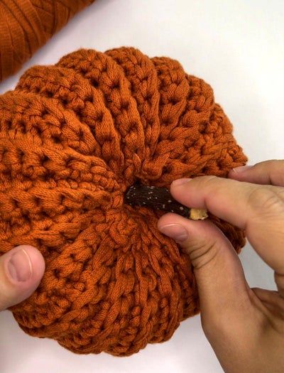 零基础也能钩出秋天南瓜的手工教程-第16张图片-趣作屋
