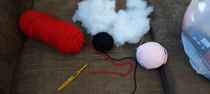 手工钩针教程:轻松制作墨西哥娃娃鱼玩偶-第3张图片-趣作屋 手工钩针教程:轻松制作墨西哥娃娃鱼玩偶-第3张图片-趣作屋