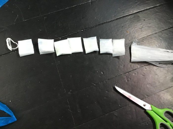 用塑料袋做环保手提包,拯救海洋的DIY教程-第6张图片-趣作屋 用塑料袋做环保手提包,拯救海洋的DIY教程-第6张图片-趣作屋