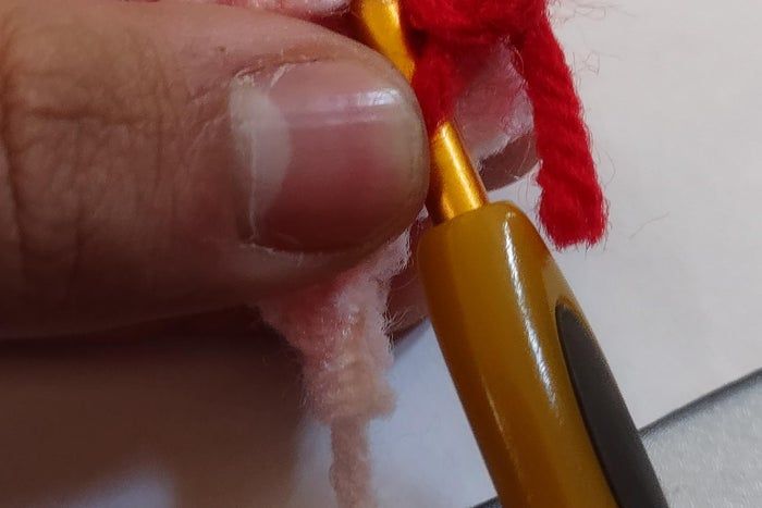 手工钩针教程:轻松制作墨西哥娃娃鱼玩偶-第11张图片-趣作屋 手工钩针教程:轻松制作墨西哥娃娃鱼玩偶-第11张图片-趣作屋