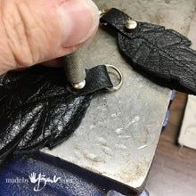 零成本旧皮衣改造环保水桶包教程-第16张图片-趣作屋