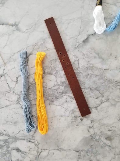 零基础也能DIY皮质刺绣手链，超详细教程来啦！-第6张图片-趣作屋