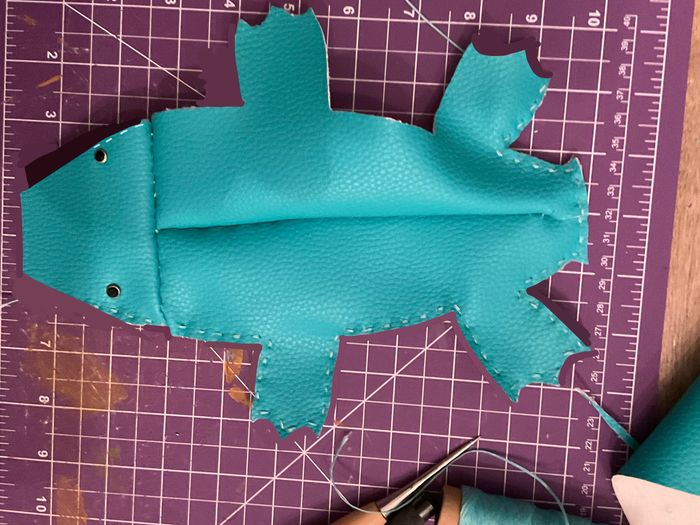 手工制作搞笑大嘴鸭嘴兽毛绒玩具教程-第17张图片-趣作屋