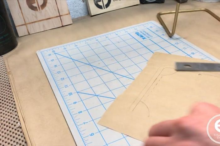 手工制作极简风皮革黄铜桌面钟教程-第11张图片-趣作屋