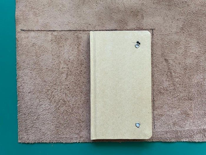 超简单手工皮革笔记本制作教程，环保又个性！-第4张图片-趣作屋