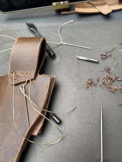 手工制作复古皮革刀鞘教程：从设计到缝合的完整指南-第28张图片-趣作屋
