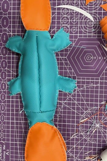 手工制作搞笑大嘴鸭嘴兽毛绒玩具教程-第21张图片-趣作屋