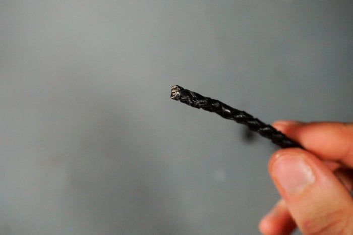 新手也能做的手工皮质手链编织教程-第21张图片-趣作屋