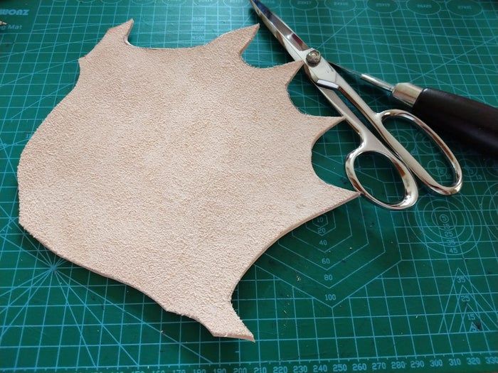 创意手工DIY：外星人手造型皮革托盘制作教程-第10张图片-趣作屋