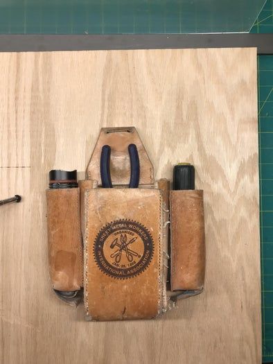 手工打造个性皮革工具包教程，附模板制作与染色技巧-第2张图片-趣作屋