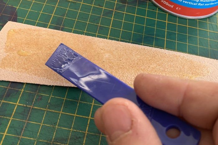 用皮革边角料DIY可调节手链教程-第6张图片-趣作屋