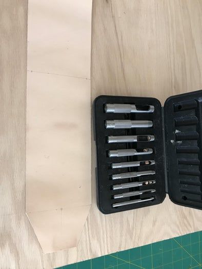 手工打造个性皮革工具包教程，附模板制作与染色技巧-第7张图片-趣作屋