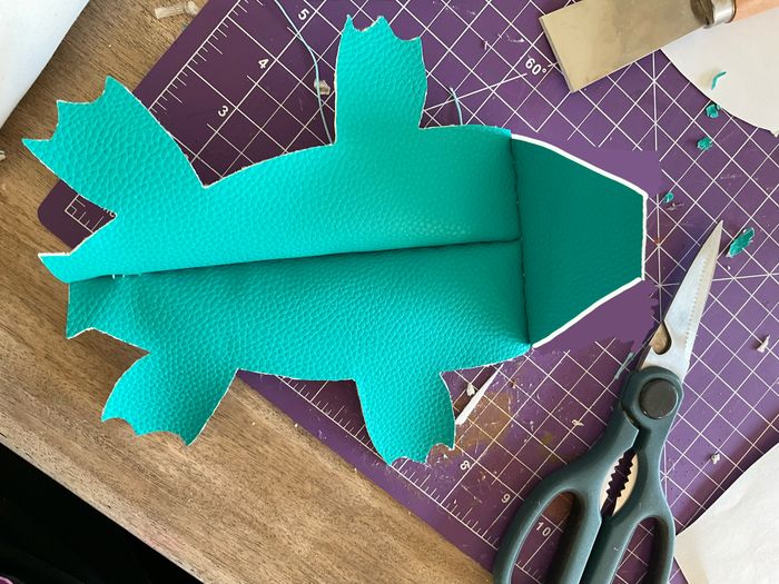 手工制作搞笑大嘴鸭嘴兽毛绒玩具教程-第12张图片-趣作屋