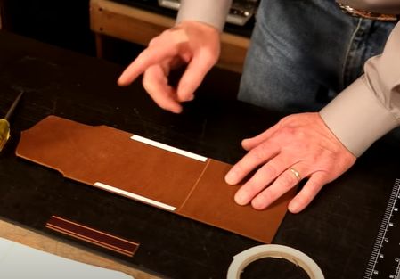 新手必看！翻盖小包手工皮具制作教程-第17张图片-趣作屋