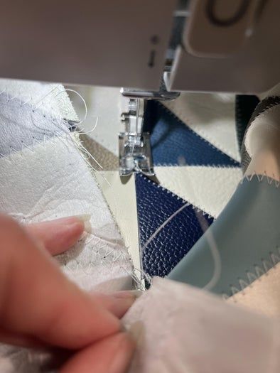 用皮革边角料手工制作拼布包教程-第12张图片-趣作屋