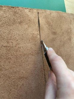 超简单手工皮革笔记本制作教程，环保又个性！-第6张图片-趣作屋