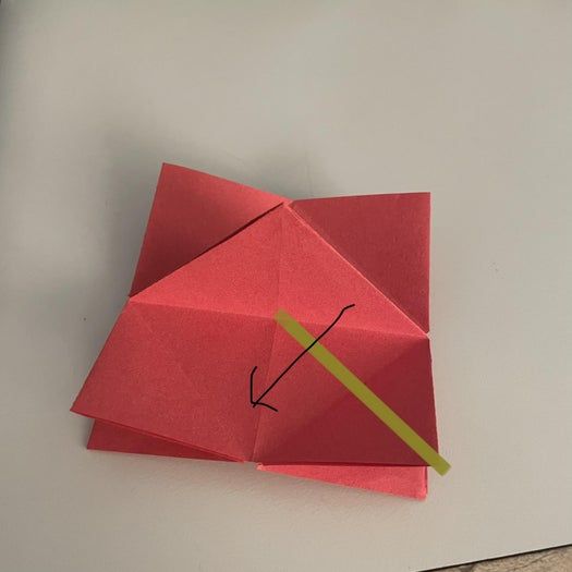 手工折纸玫瑰花教程,简单易学还能永久保存-第18张图片-趣作屋 手工折纸玫瑰花教程,简单易学还能永久保存-第18张图片-趣作屋