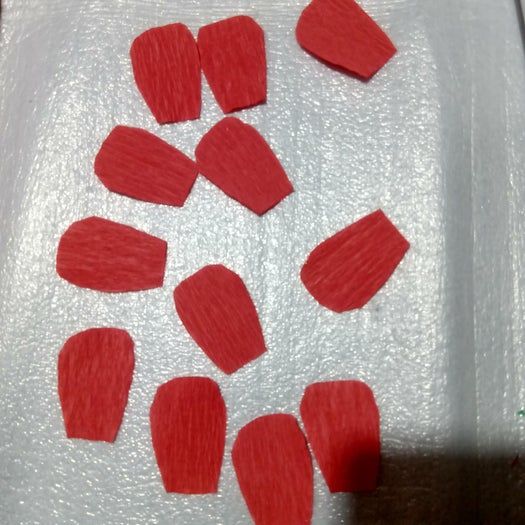 超详细手工纸花制作教程，零基础也能轻松上手！-第37张图片-趣作屋