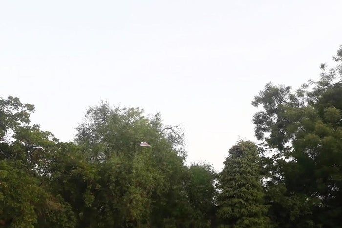 超简单F-15纸飞机折法教程,一扔能飞9米远-第4张图片-趣作屋 超简单F-15纸飞机折法教程,一扔能飞9米远-第4张图片-趣作屋