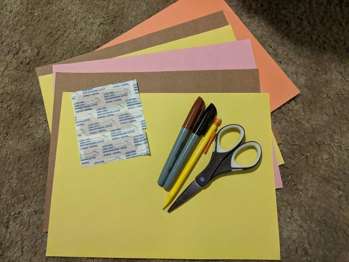 用创可贴做蝴蝶手工教程，传递善意小行动-第2张图片-趣作屋