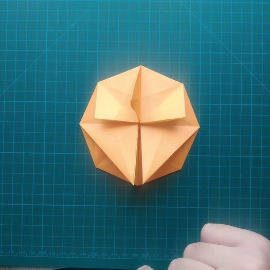 手工折纸教程：用20厘米彩纸折出π符号硬币折纸-第44张图片-趣作屋