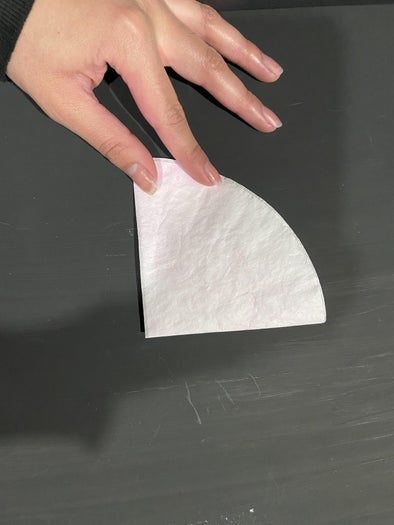 超低成本DIY咖啡滤纸花墙装饰教程，租房也能轻松上手-第10张图片-趣作屋