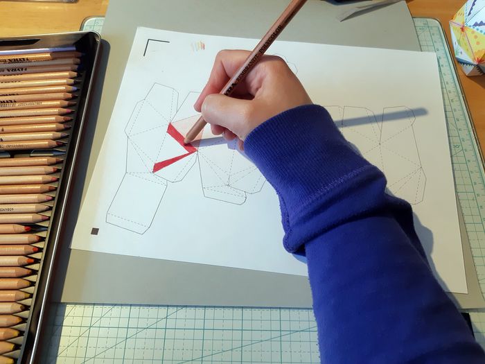 用纸手工制作复活节彩蛋的简单方法-第5张图片-趣作屋 用纸手工制作复活节彩蛋的简单方法-第5张图片-趣作屋