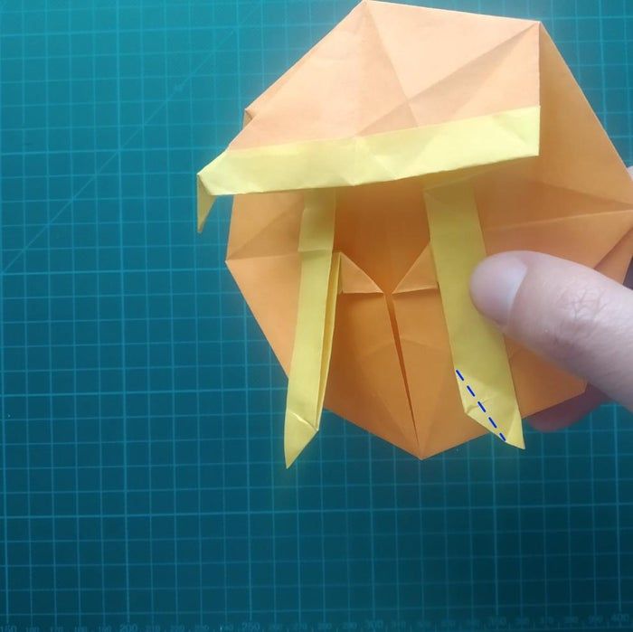 手工折纸教程：用20厘米彩纸折出π符号硬币折纸-第90张图片-趣作屋