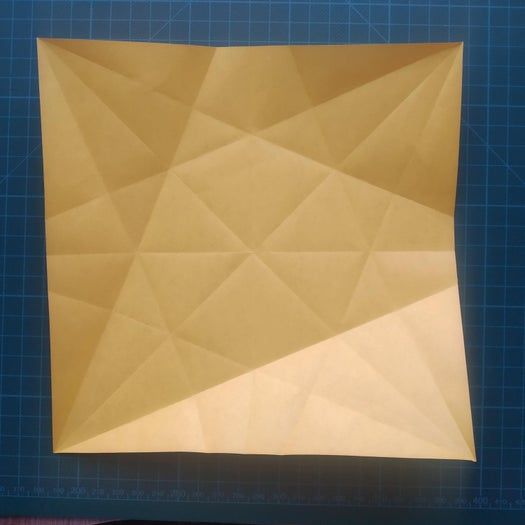 手工折纸教程：用20厘米彩纸折出π符号硬币折纸-第13张图片-趣作屋