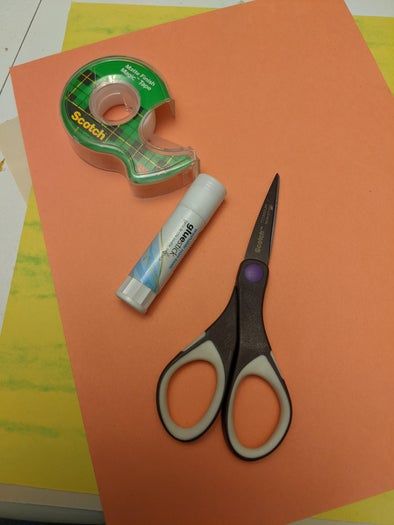 低成本手工制作白色纸花教程,轻松打造创意花束-第2张图片-趣作屋 低成本手工制作白色纸花教程,轻松打造创意花束-第2张图片-趣作屋