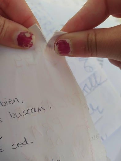 低成本手工制作再生纸教程，轻松DIY环保纸张-第3张图片-趣作屋