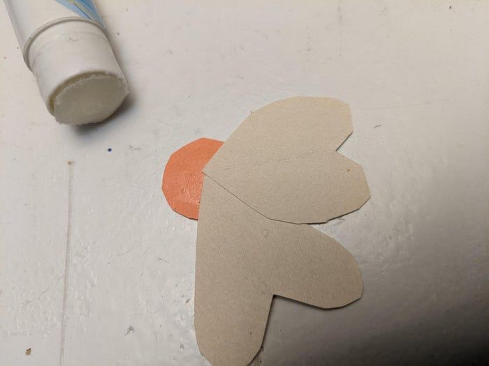 低成本手工制作白色纸花教程,轻松打造创意花束-第16张图片-趣作屋 低成本手工制作白色纸花教程,轻松打造创意花束-第16张图片-趣作屋