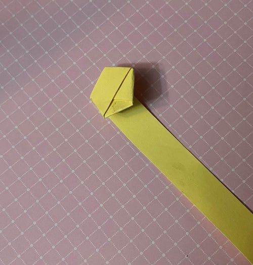 高效折纸星星教程：许愿好运的简单手工制作方法-第15张图片-趣作屋