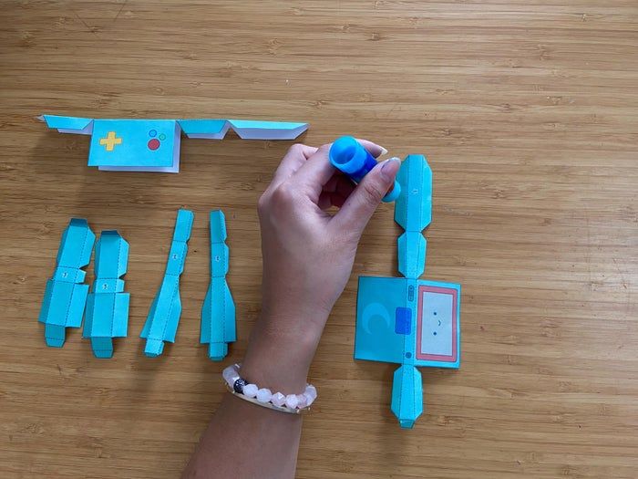 手工制作会动的LunaR游戏机器人教程-第8张图片-趣作屋 手工制作会动的LunaR游戏机器人教程-第8张图片-趣作屋